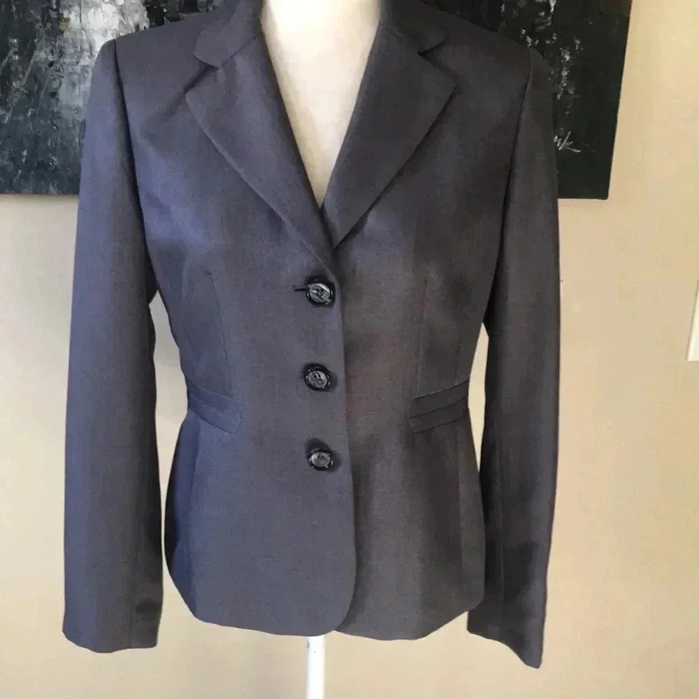 Jones New York 3 Button Front Blazer-Size 4